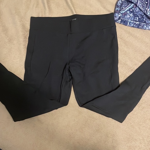 Loft pointe black leggings - Picture 2 of 3